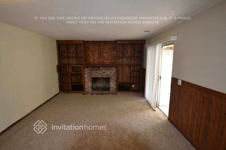 Building Photo - 1542 Claremont Dr
