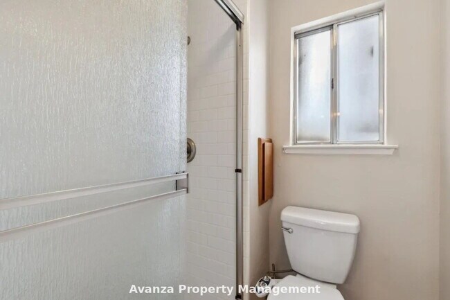 Building Photo - 3bed/2.5 bath Home for Rent 4129 W. Regency Ave Fresno, CA 93727