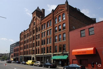 Building Photo - Stephens Square