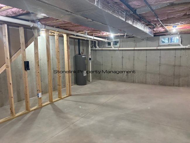 Building Photo - 110 Hudson St