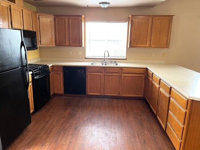 Building Photo - Pet-Friendly 3 Bed 2 Bath McKinleyville Home