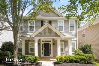 Building Photo - 10519 Meadow Crossing Ln