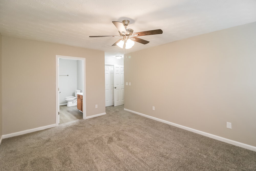 Building Photo - 420 Townsend Bend