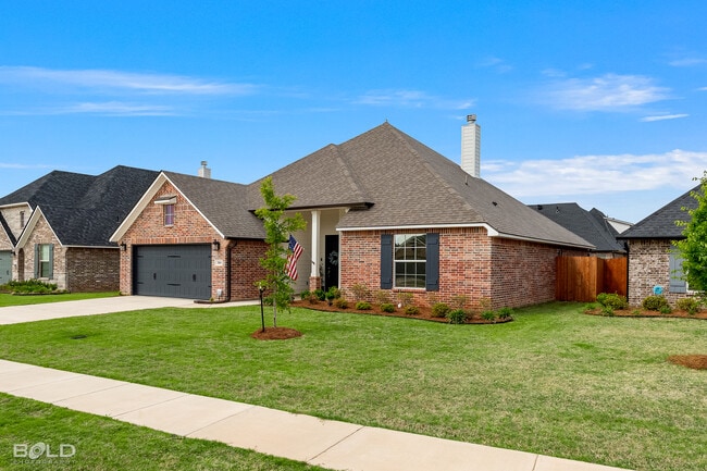 Building Photo - 304 Prien Lk Lp