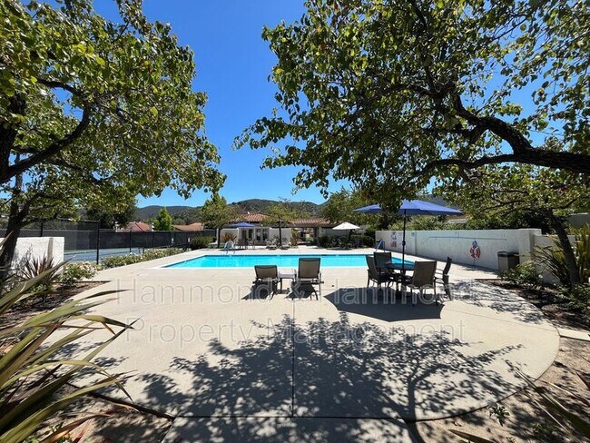 Building Photo - 316 Pebble Beach Dr