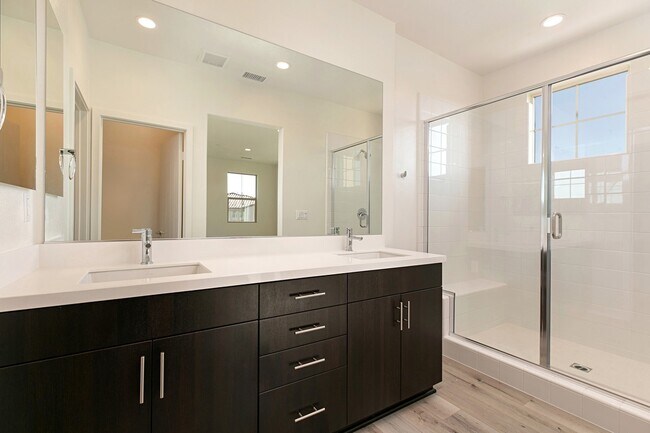 Building Photo - Home in Resort Style Community of Baker Ranch