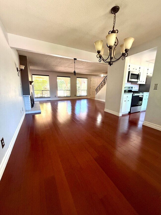 Primary Photo - Live Comfortably in Federal Way – 4-Bedroo...