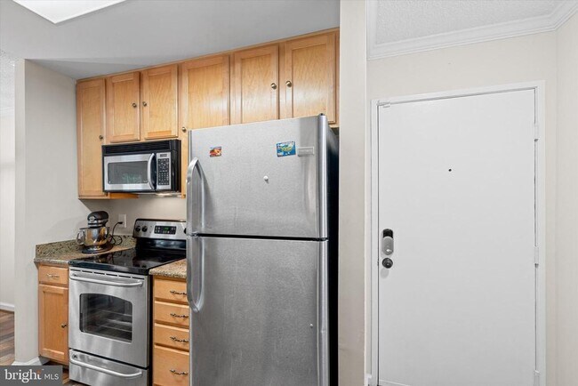 Building Photo - 15500 Horseshoe Ln