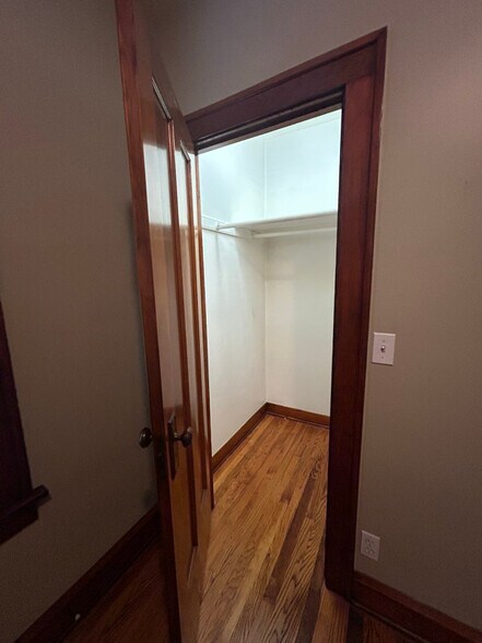 Building Photo - 3227 N Albany Ave