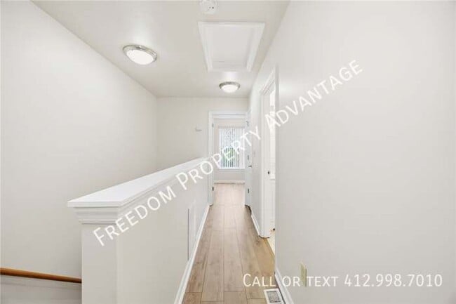 Building Photo - 137 Freeland St