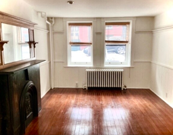 Building Photo - 45 Elm St