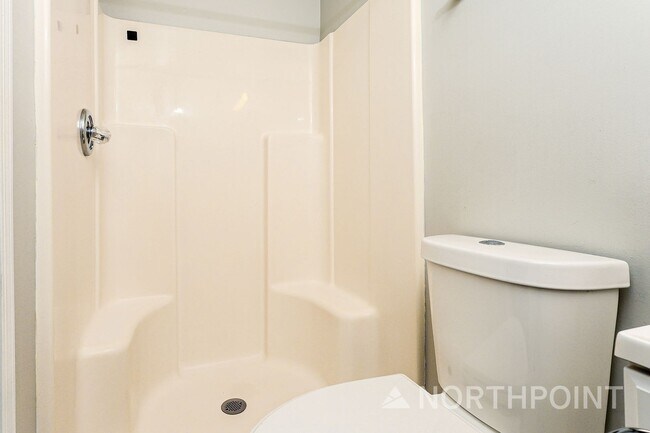 Building Photo - 3 BR/2BA | Newly Renovated Single Family Home | 1-Car Covered Parking | Front yard!