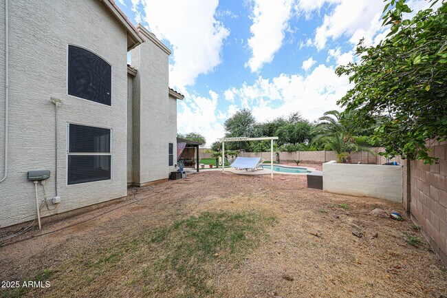 Building Photo - 3902 E Rosemonte Dr