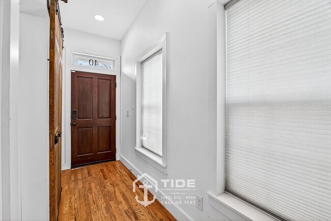 Building Photo - 40 Poinsett St