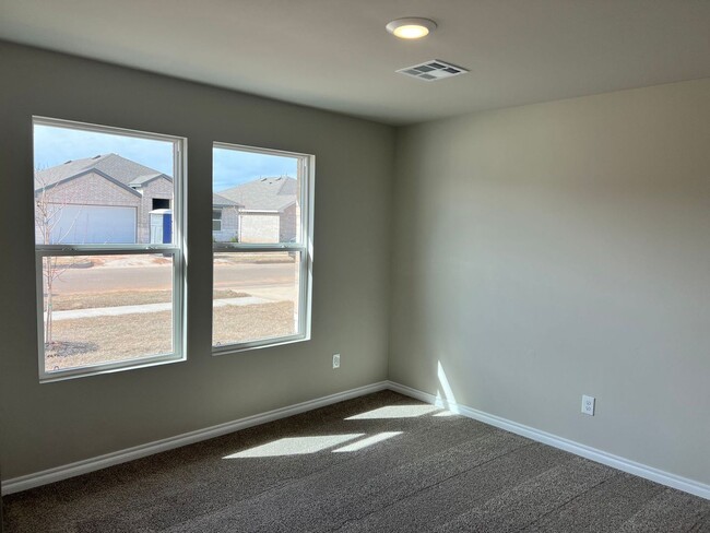 Building Photo - Beautiful Brand New 4 Bedroom Home in Must...