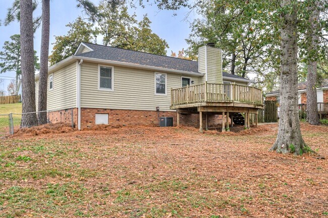 Building Photo - 2919 Cable Way