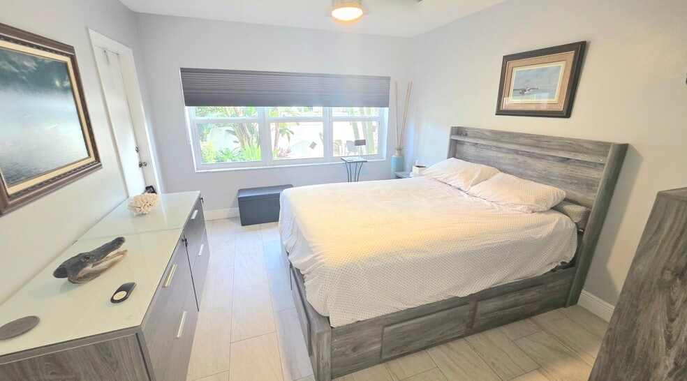 Building Photo - 4143 N Ocean Blvd