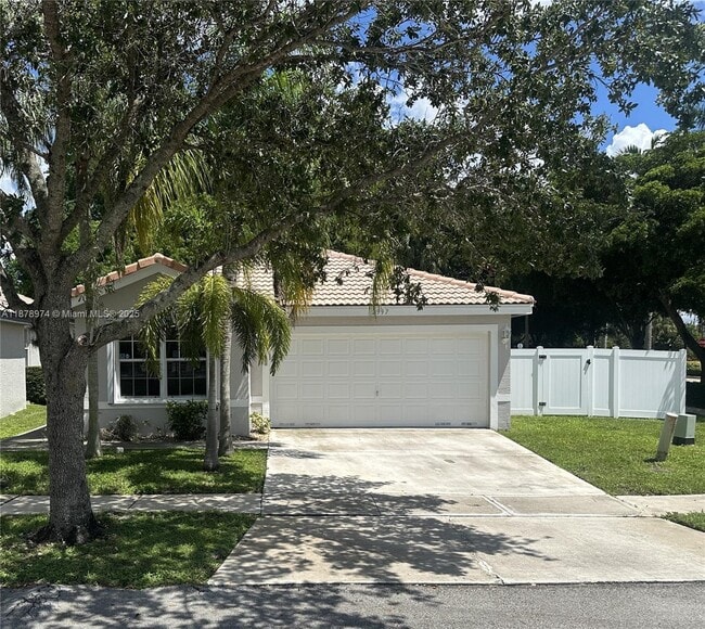 Building Photo - 2997 SW 179th Ave