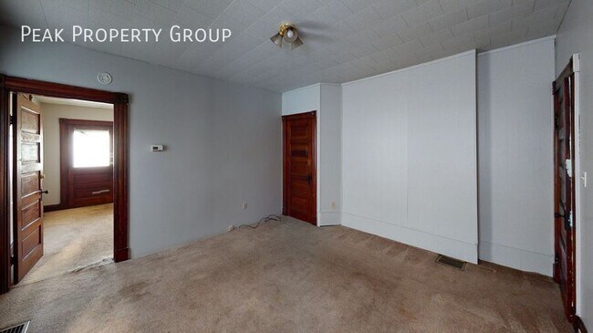Building Photo - 2544 Vestry Ave