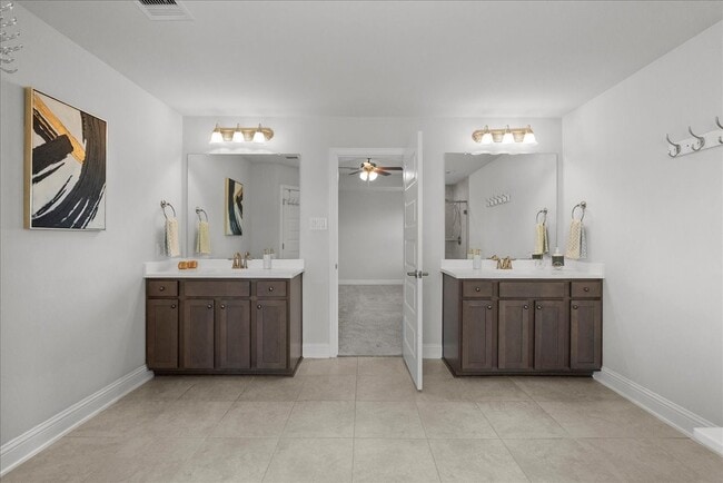 Building Photo - 4207 W Bayou Maison Cir