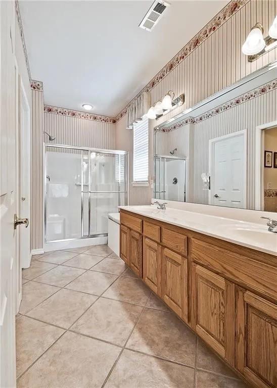 Building Photo - 15 Glenbrook Ln