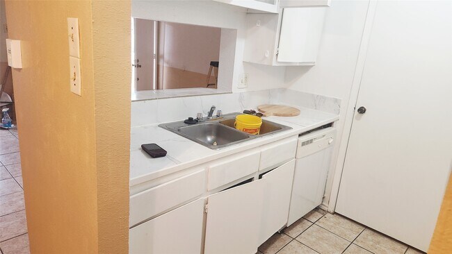 Building Photo - 12511 Ashford Meadow Dr