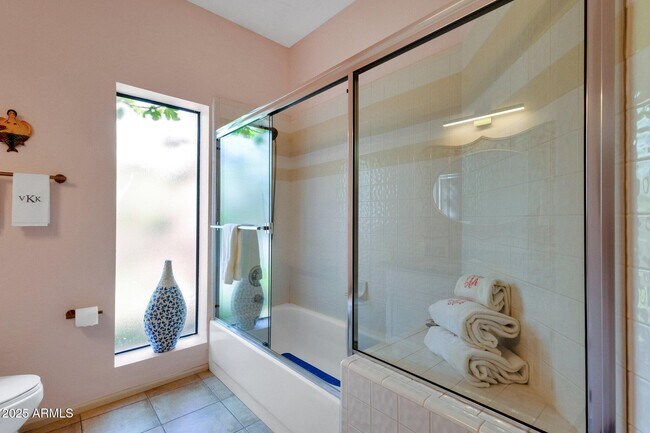 Building Photo - 10591 E Saddlehorn Dr