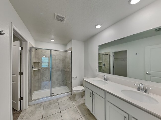 Building Photo - 1918 Birnham Wood Bnd