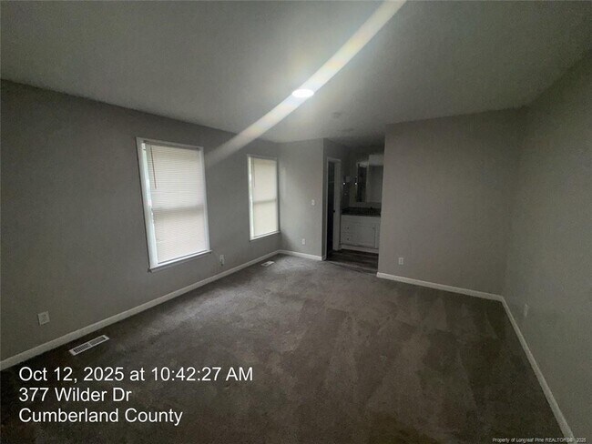 Building Photo - 377 Wilder Dr