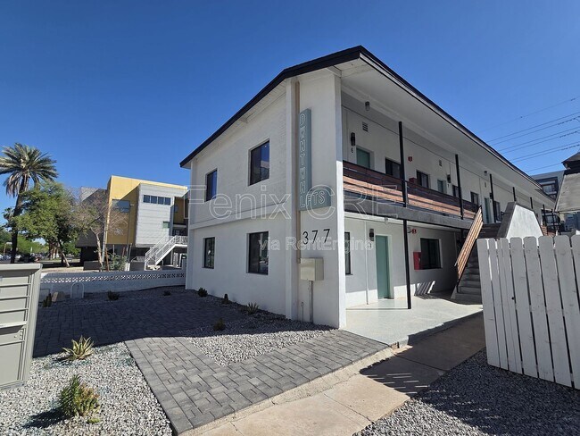 Building Photo - 377 N 4th Ave