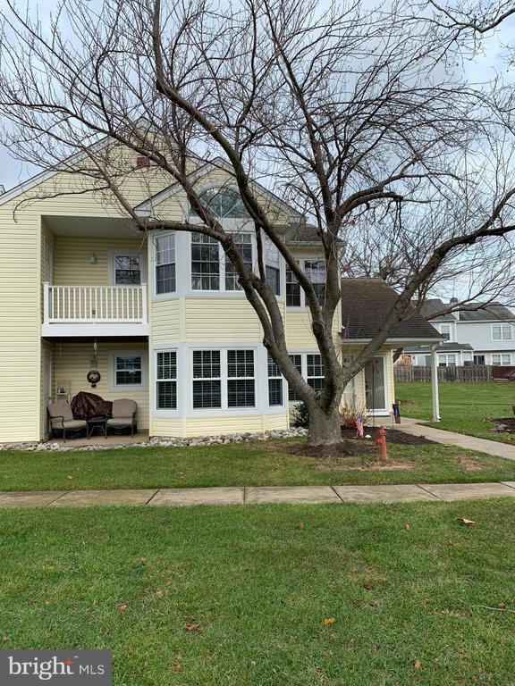 Building Photo - 1905 Bennett Pl