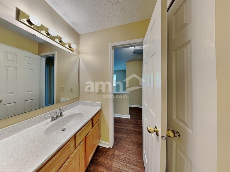 Building Photo - 6043 Polonius Ct