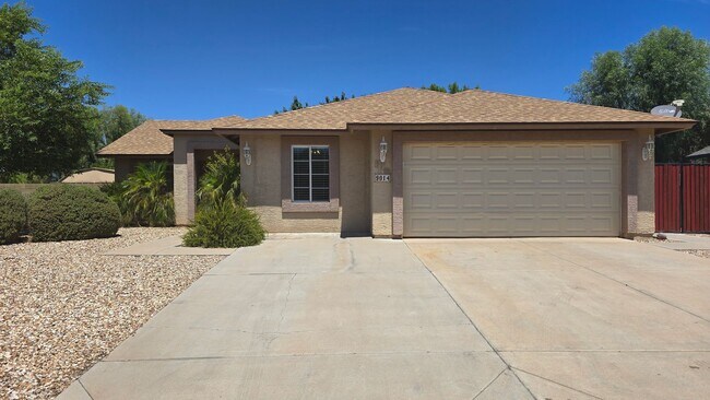 Primary Photo - NEAR WESTGATE! Delightful 4bdr Corner Lot ...