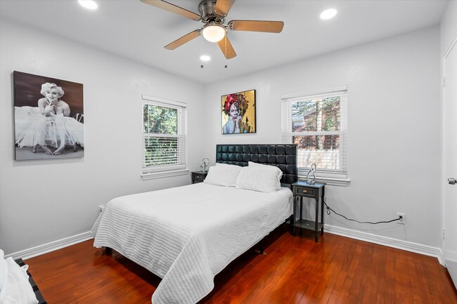 Building Photo - Beautifully Furnished Midtown Rental – Mov...