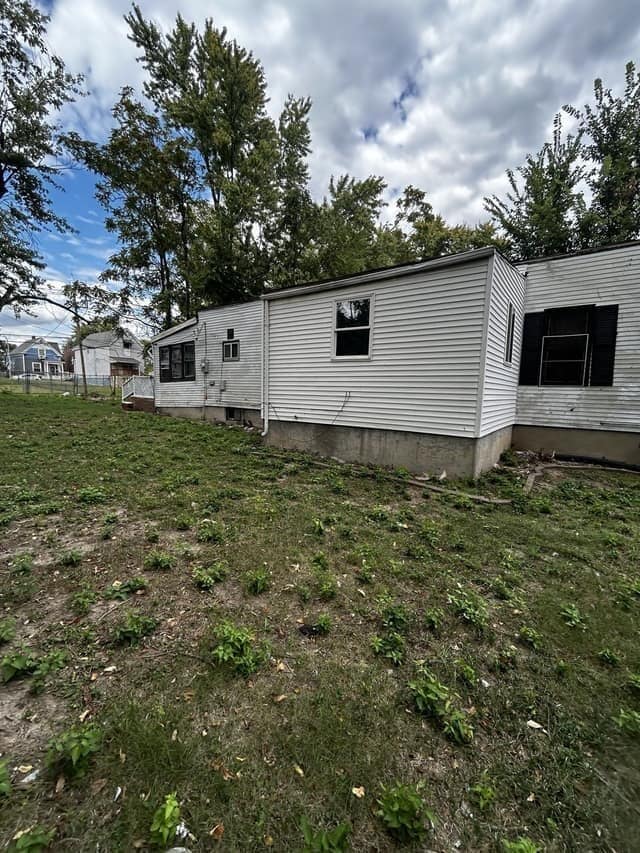 Building Photo - 5417 Ruskin Ave