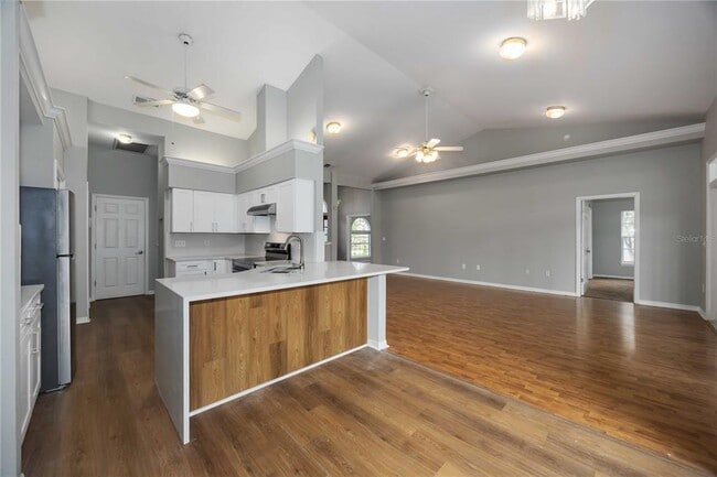 Building Photo - 2339 Miles Ct