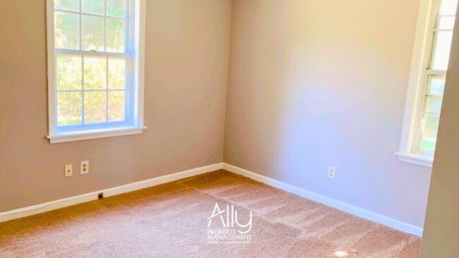 Building Photo - 2935 Lamkin Way