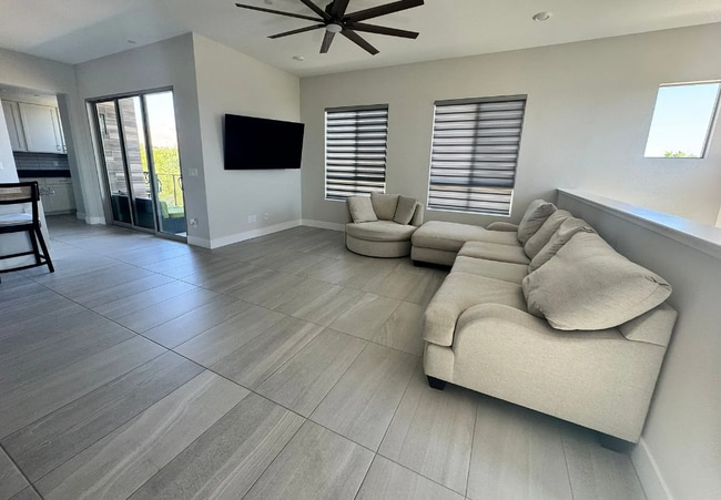 Building Photo - 10860 Basquez Ave