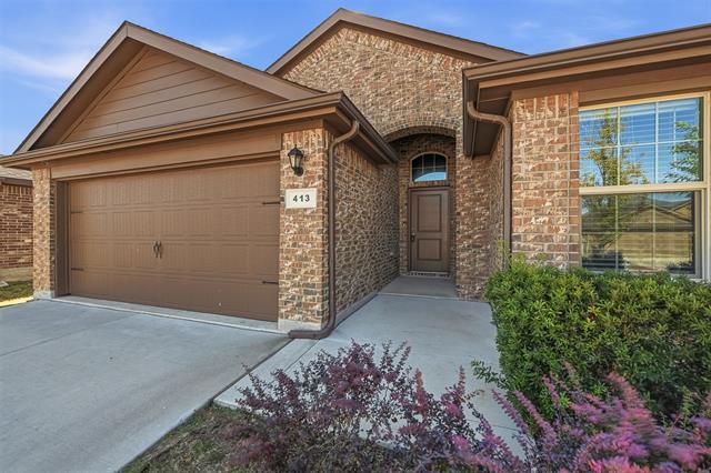 Building Photo - 413 Foxhunter St