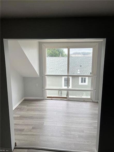 Building Photo - 360 Staten St