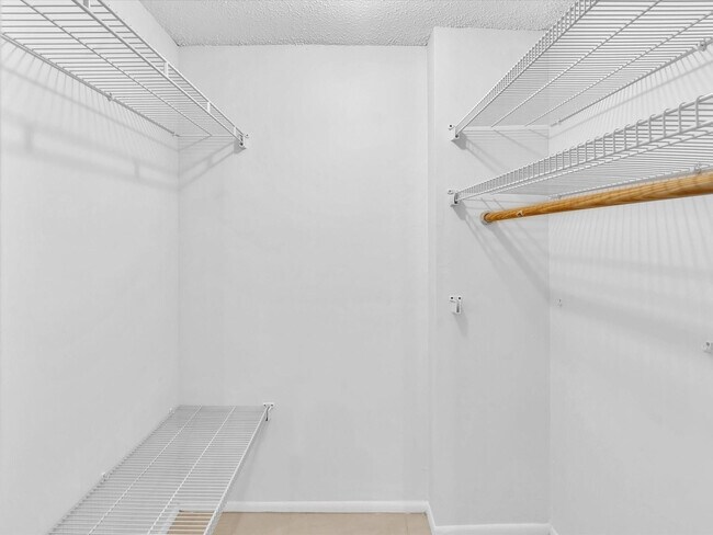 Building Photo - 1421 S Ocean Blvd