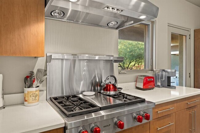 Building Photo - Exquisite Luxury Home Basking in Red Rock Mountains with Infrared Sauna + Fire Tables, Near Oak C...