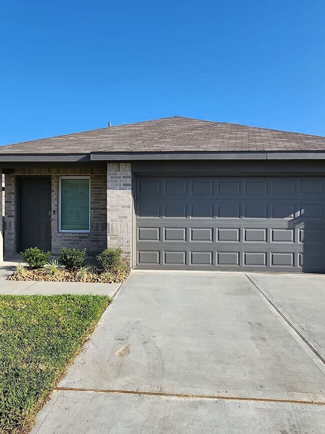 Building Photo - 6055 Diamond Vis Ct