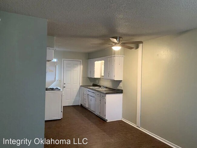 Building Photo - 2 br, 1 bath House - 4611 N. Wheeler Ave