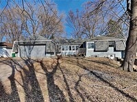 Building Photo - 2910 Louisiana Ave N