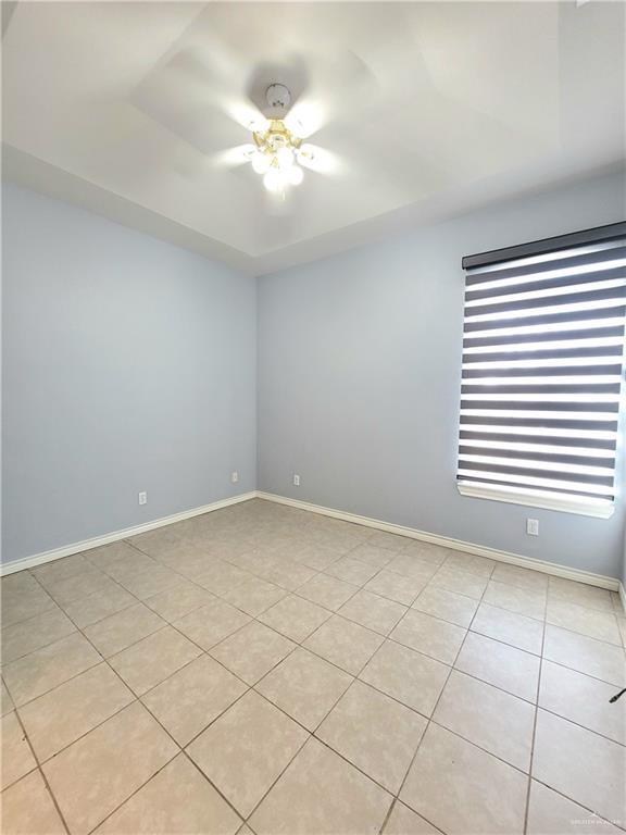 Building Photo - 21 N Opal St