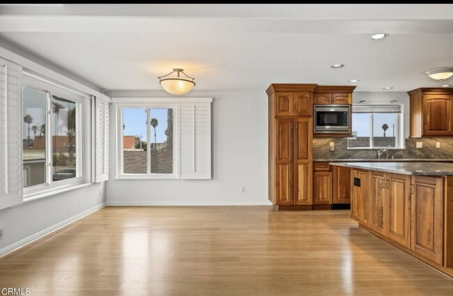 Dining Area - 5138 Outrigger Way