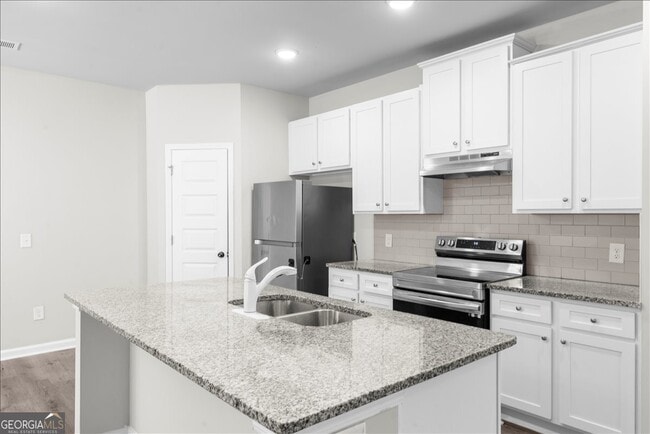 Building Photo - 217 Vickery Ln