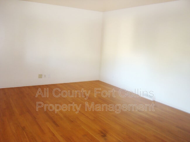 Building Photo - 1504 Brentwood Dr