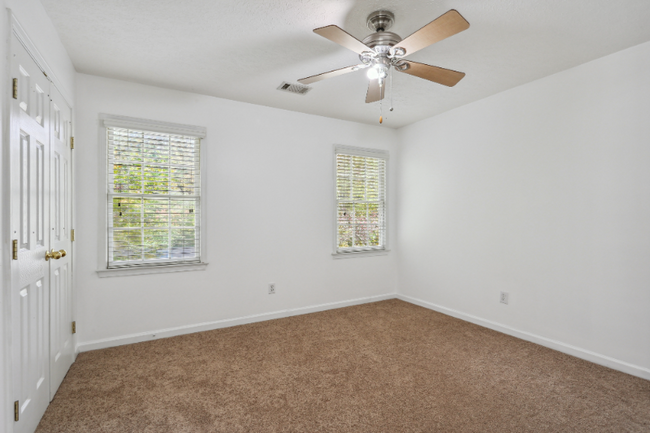 Building Photo - 1351 Hearthstone Way NW